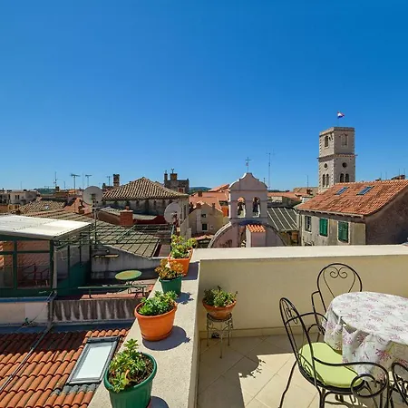 Festum Apartment